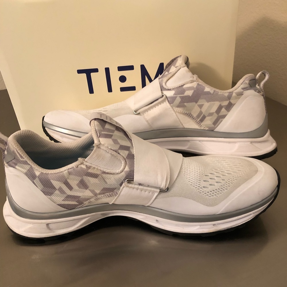 TIEM Slipstream cycling shoes